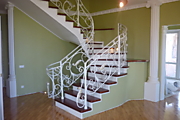 Кованая лестница для дома цена